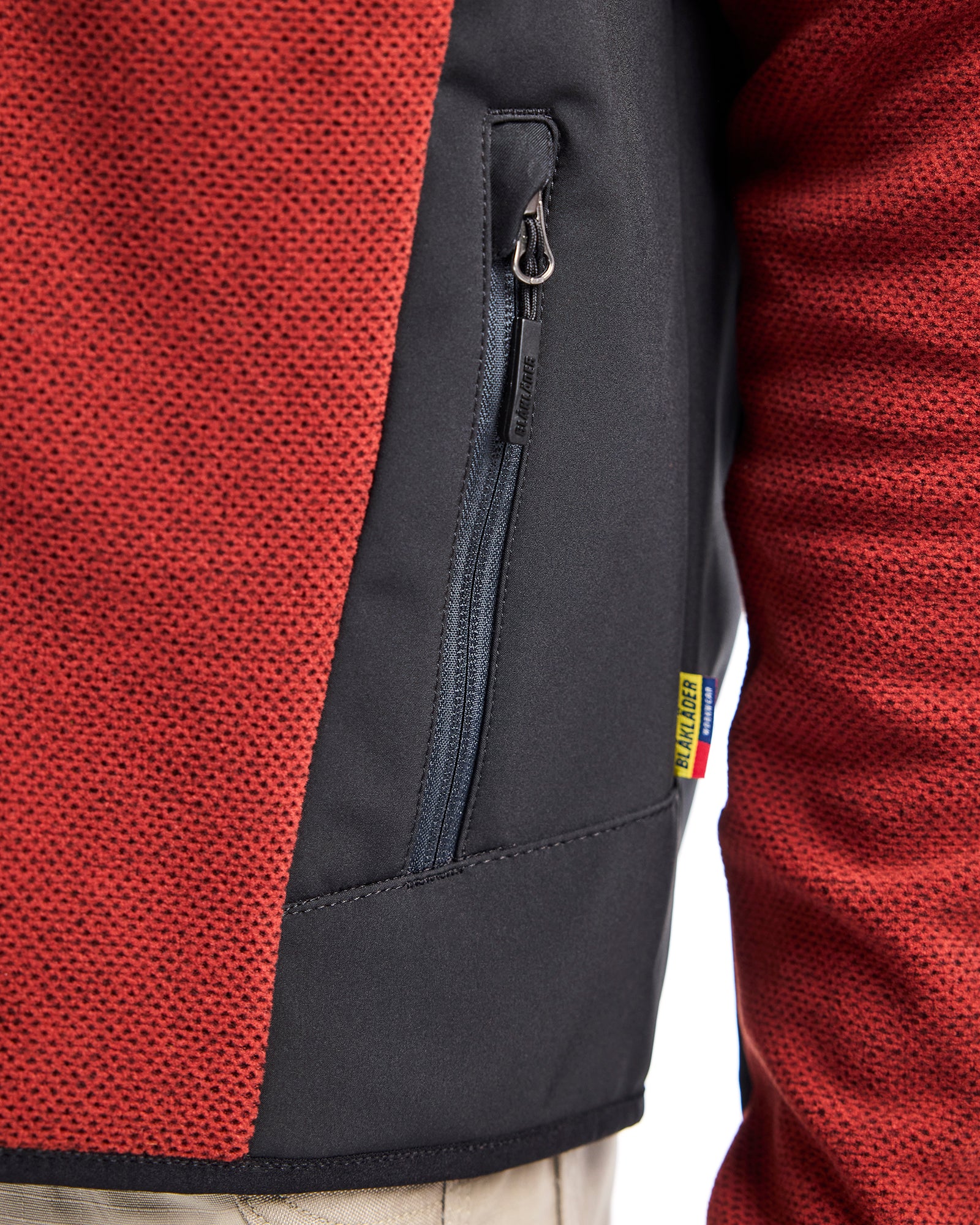 bl-kl-der-veste-polaire-tricot-e-rouge-noir-capuche-homme image 6